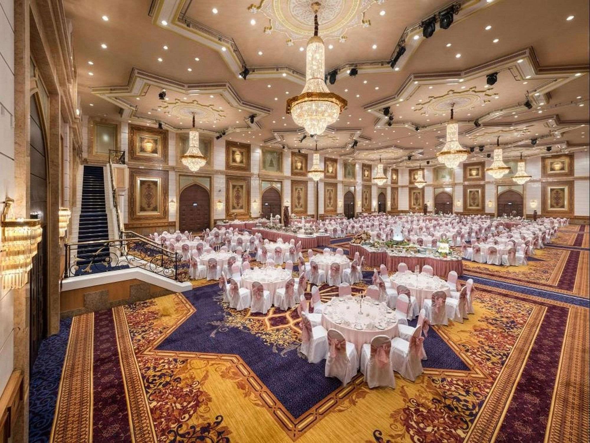 Hilton Hotel 5*