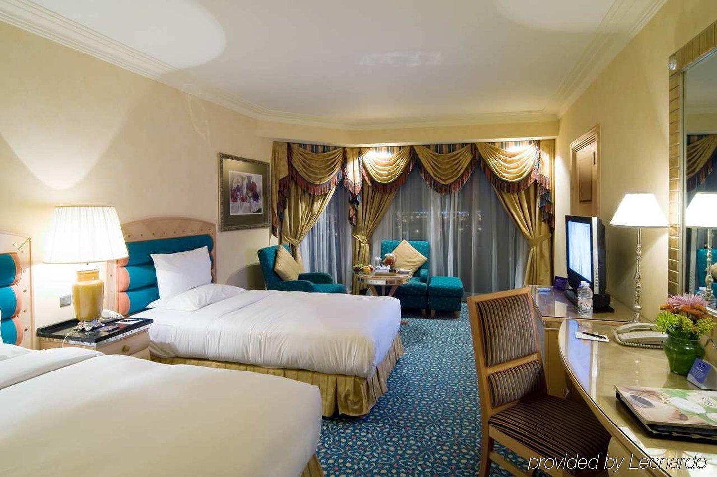 Hilton 5*