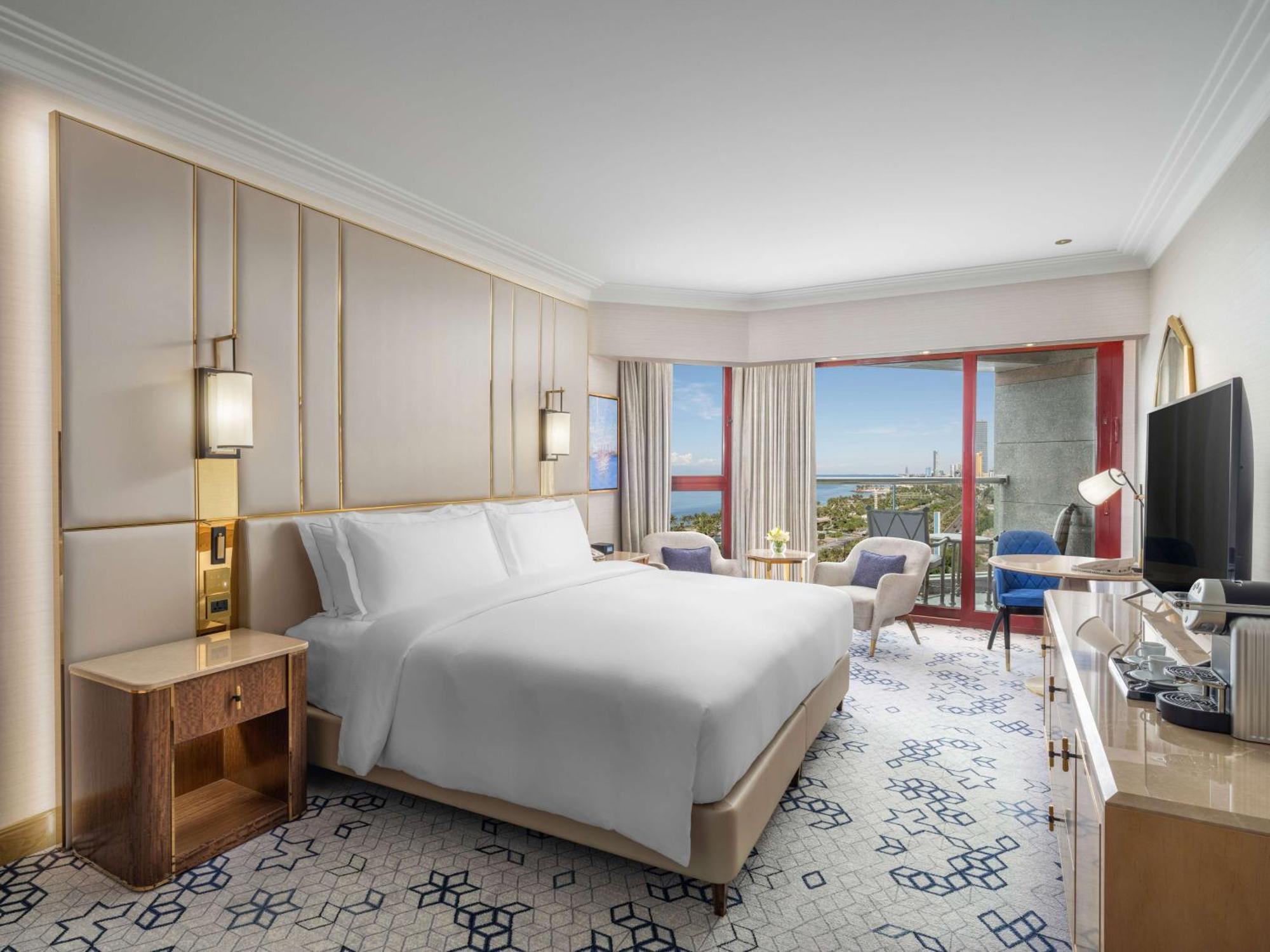 Hilton 5*